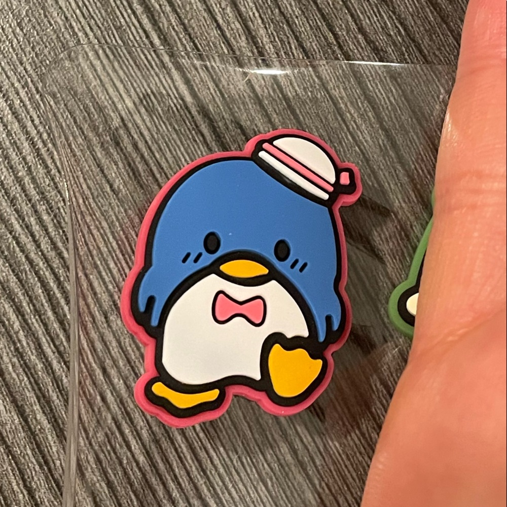 New hello kitty croc charm jibbitz